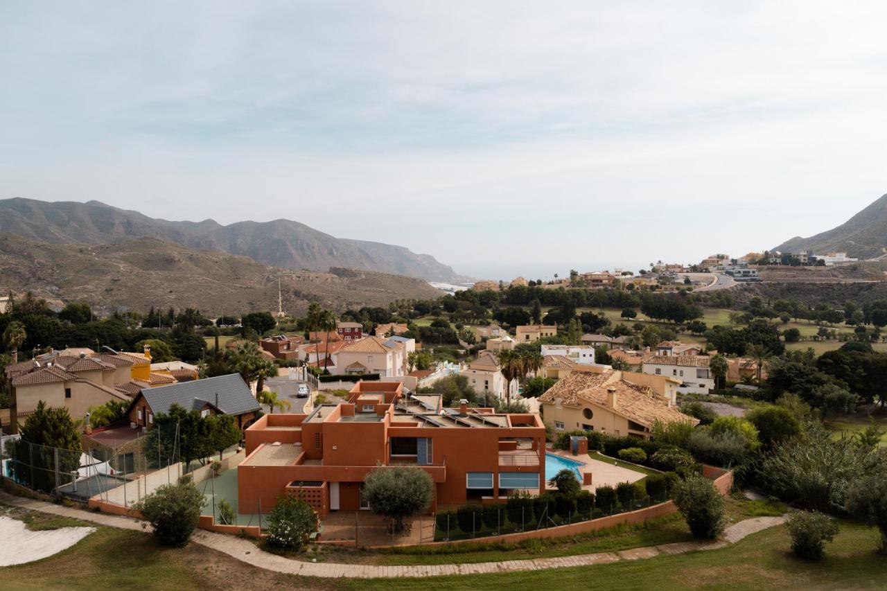 Suite La Envia Golf Алмерия Екстериор снимка